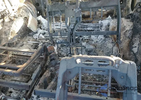 2013 Ford Explorer Limited z USA, uszkodzony, nr VIN 1FM5K8F84DGB40623